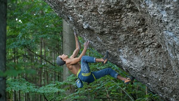 Action Directe je krátká cesta v ostrém převisu
